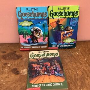 Lot Of 3 Goosebumps Books #38, #39, #40 . R.L. Stine 1990s